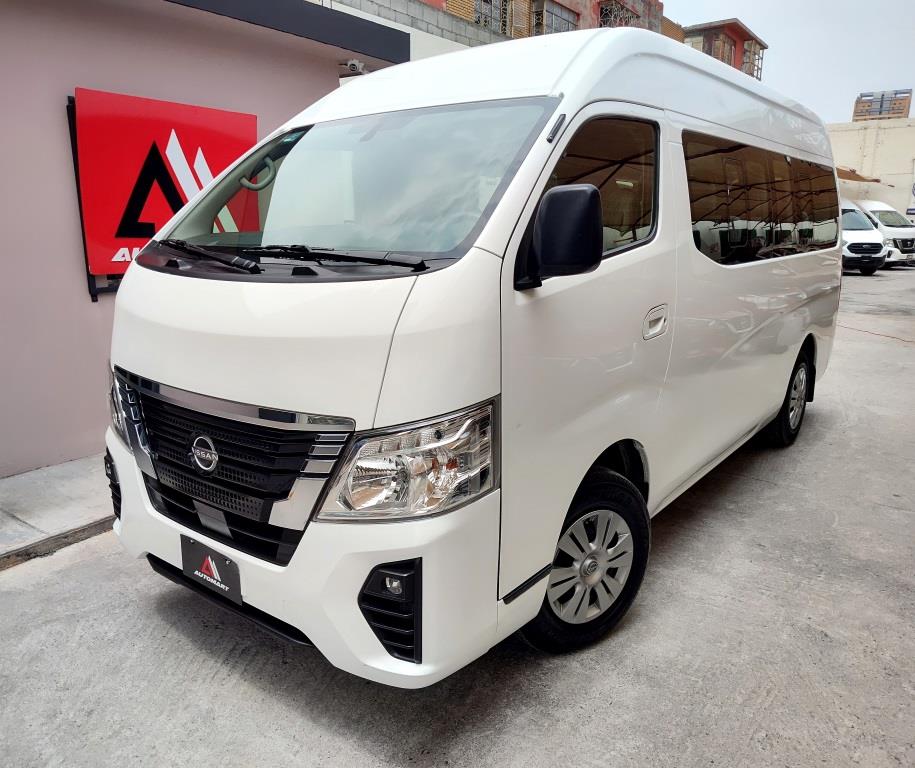 Nissan NV350 Urvan 2023