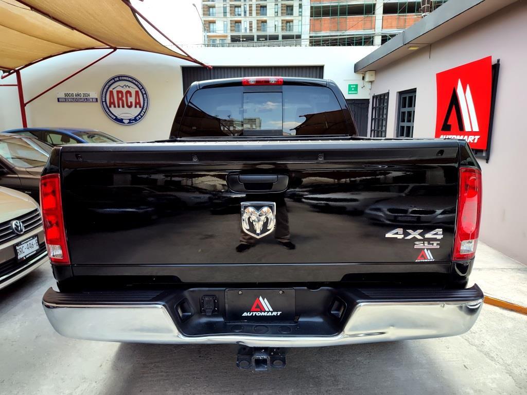 RAM 2500 SLT Doble Cabina 5.7L 2006