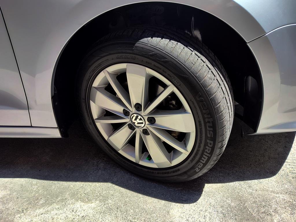 Volkswagen Jetta Comfortline 2.5L 2016