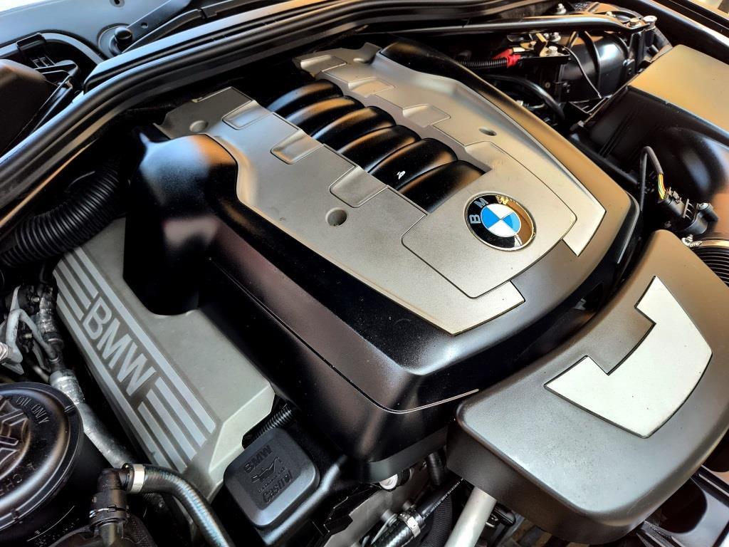 
BMW 650i Coupe 4.8L 2006 full									