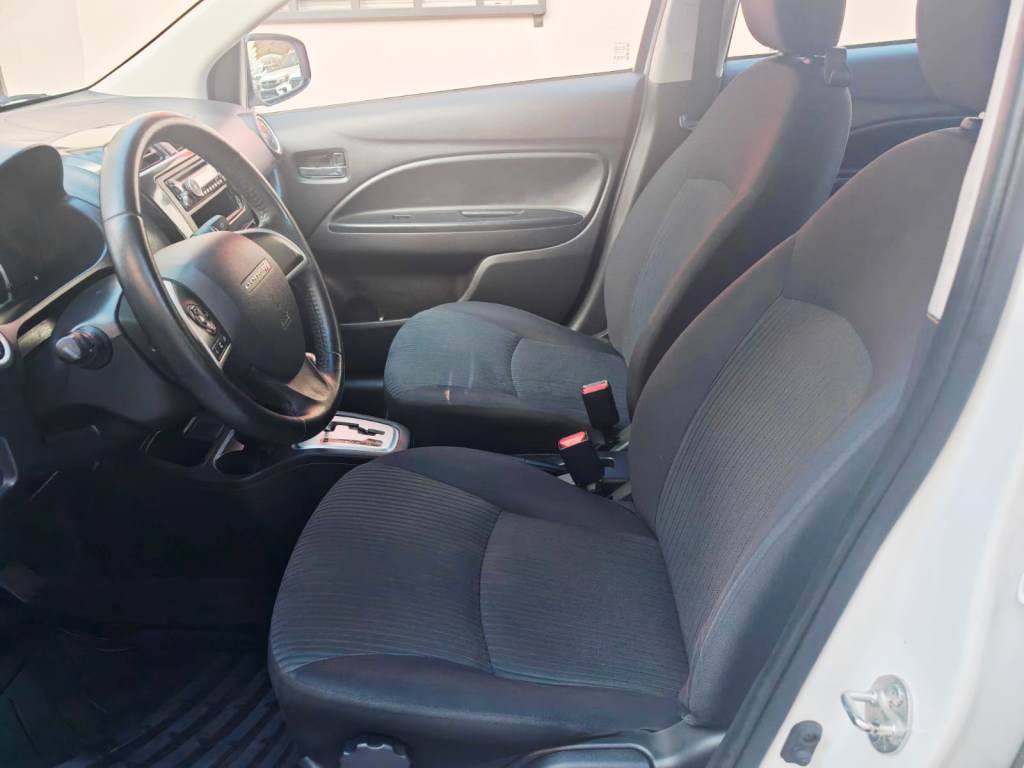 
Dodge Attitude SXT Aut 2016 full									