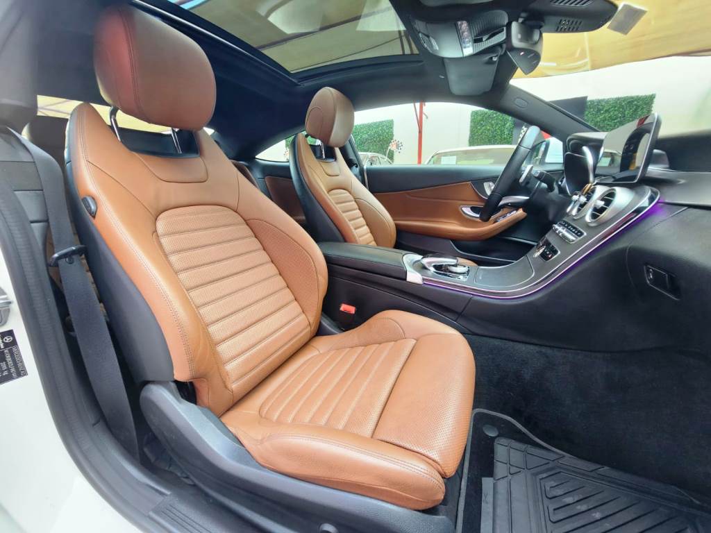 
Mercedes Benz Clase C C300 SPOPT COUPE 2020 full									