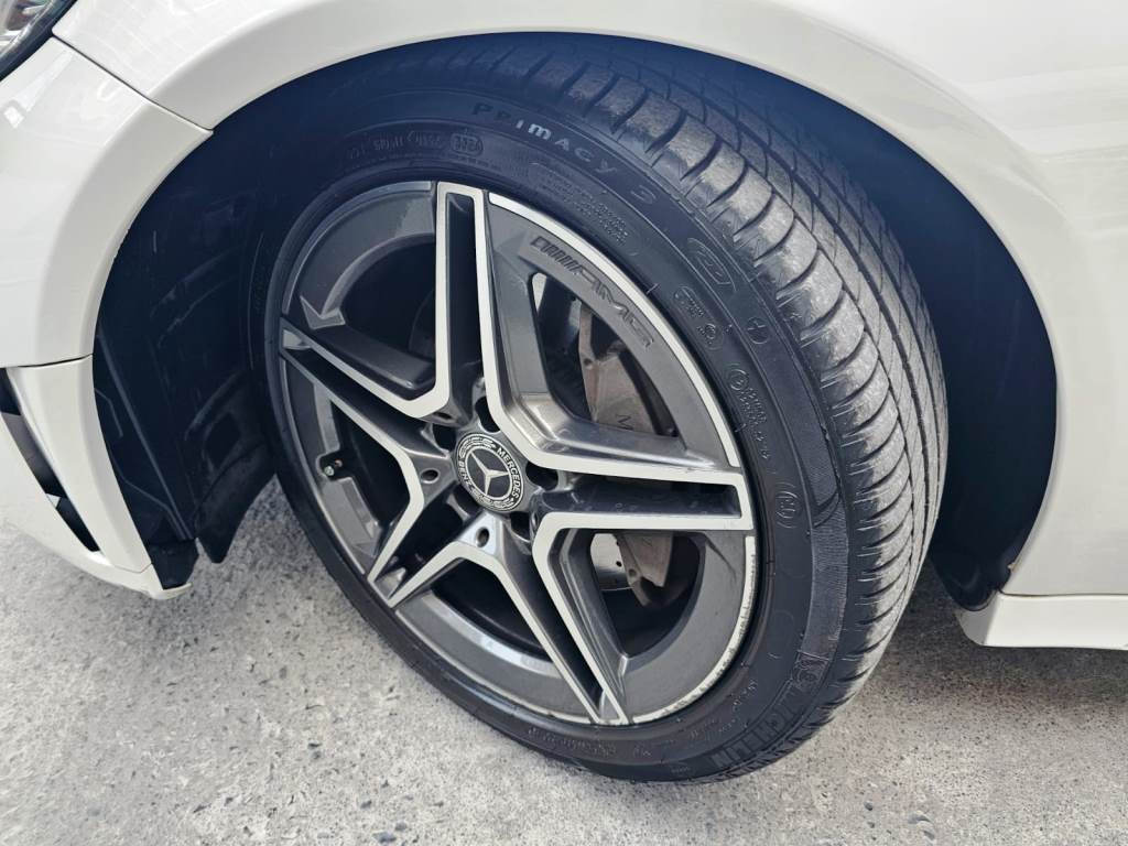 
Mercedes Benz Clase C C300 SPOPT COUPE 2020 full									