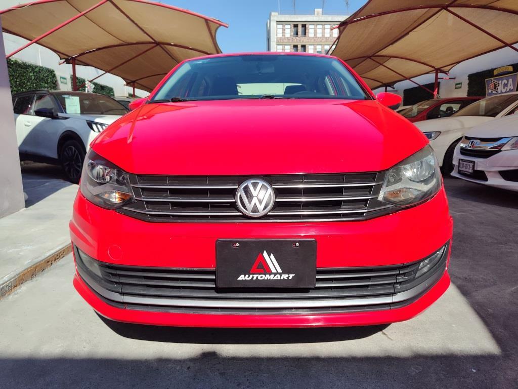 
Volkswagen VENTO HIGHLINE Aut 2017 full									