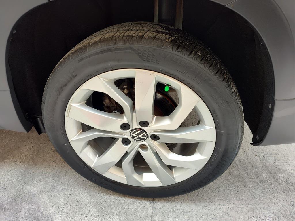 
Volkswagen Taos COMFORTLINE 2022 full									