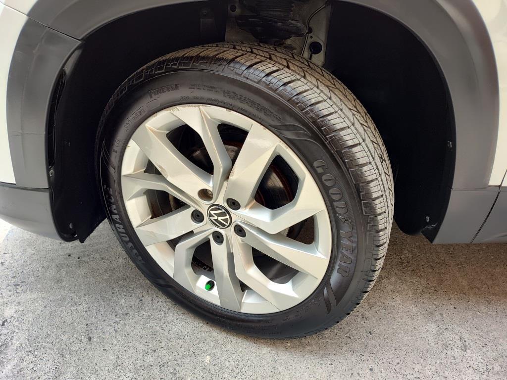 
Volkswagen Taos COMFORTLINE 2022 full									