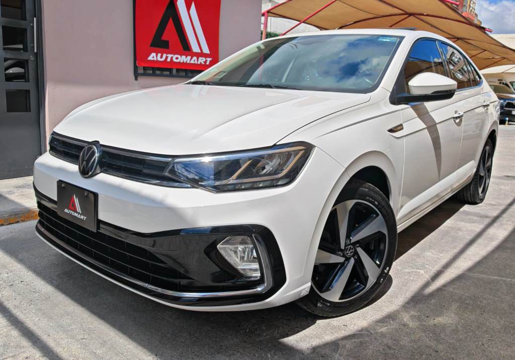 Volkswagen Virtus HIGHLINE 2023