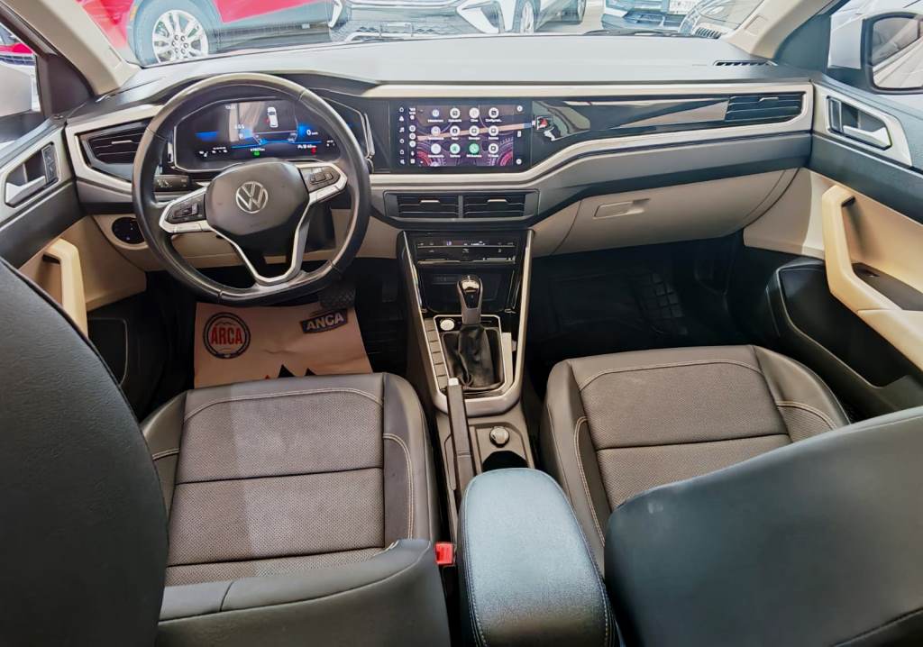 
Volkswagen Virtus HIGHLINE 2023 full									