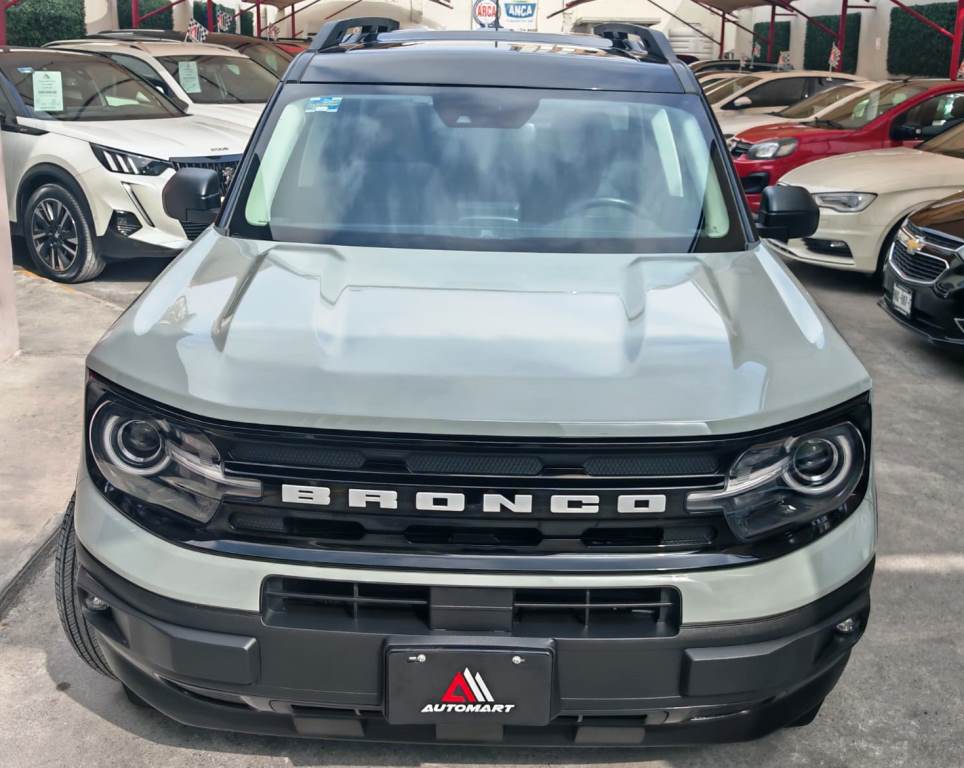 
BRONCO SPORT OUTERBANKS 2023 GRIS full									