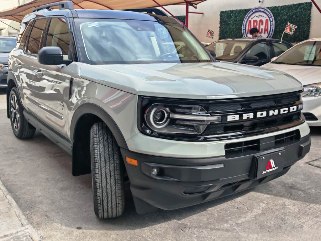 
BRONCO SPORT OUTERBANKS 2023 GRIS full									