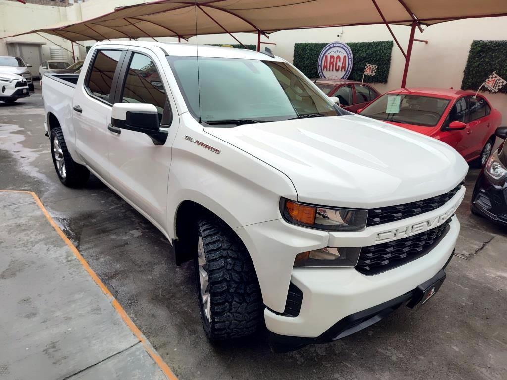 
SILVERADO 1500 DOBLE CABINA V6 2021 full									