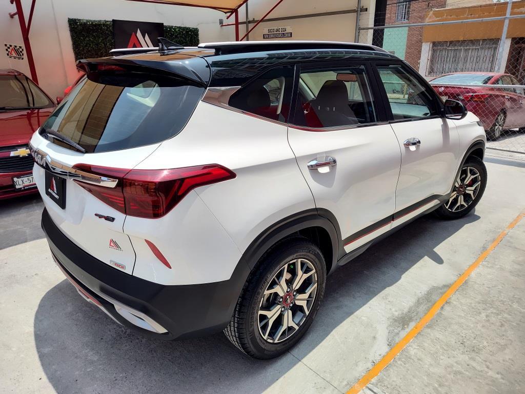 
KIA SELTOS GT-LINE 2023 full									