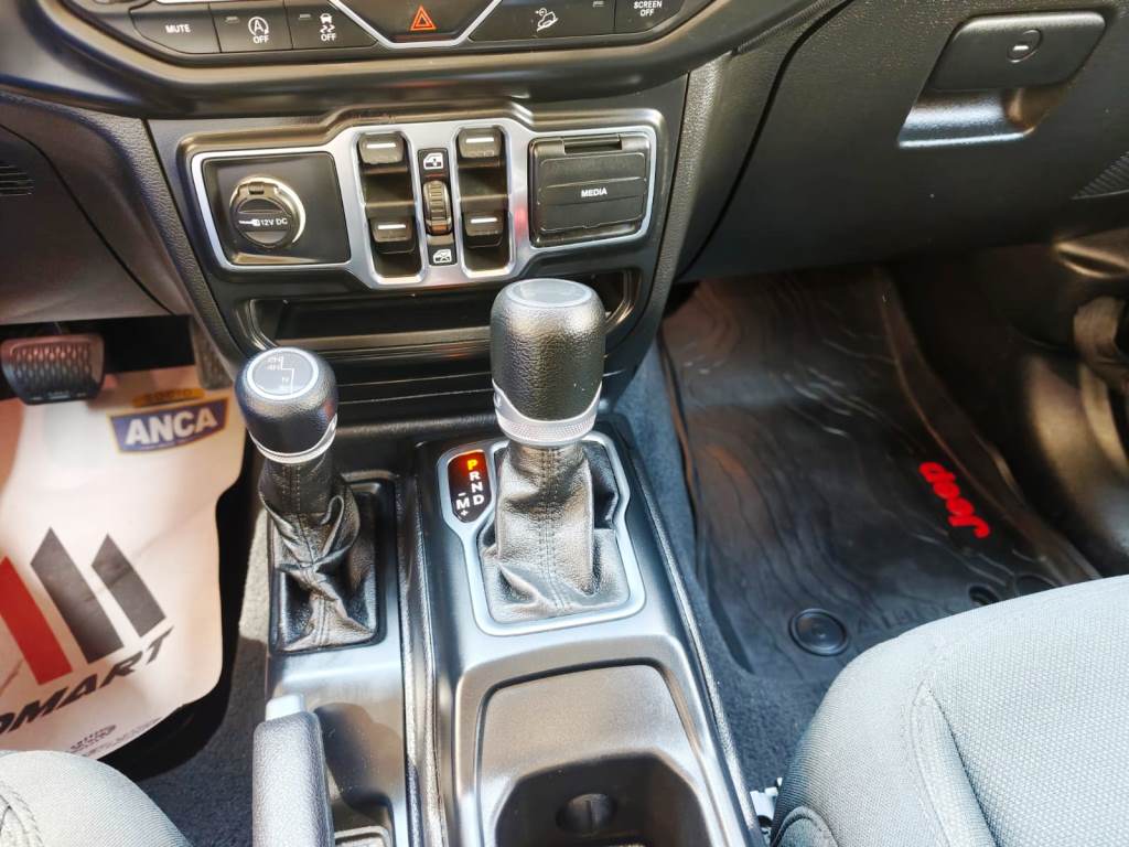 
JEEP WRANGLER UNLIMITED SPORT 2021 full									