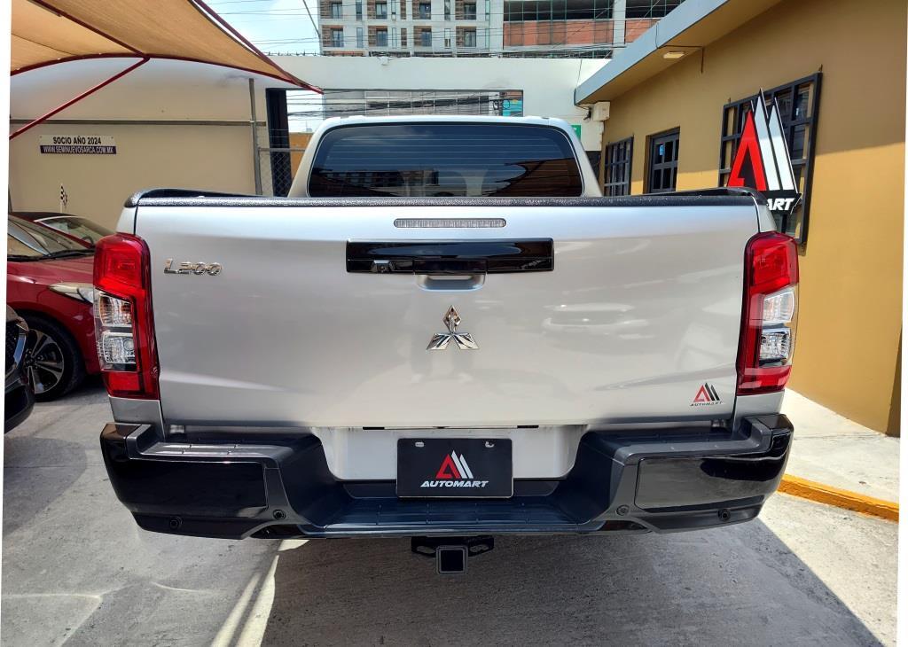 
L200 GLS 4×4 DIESEL 2024 full									