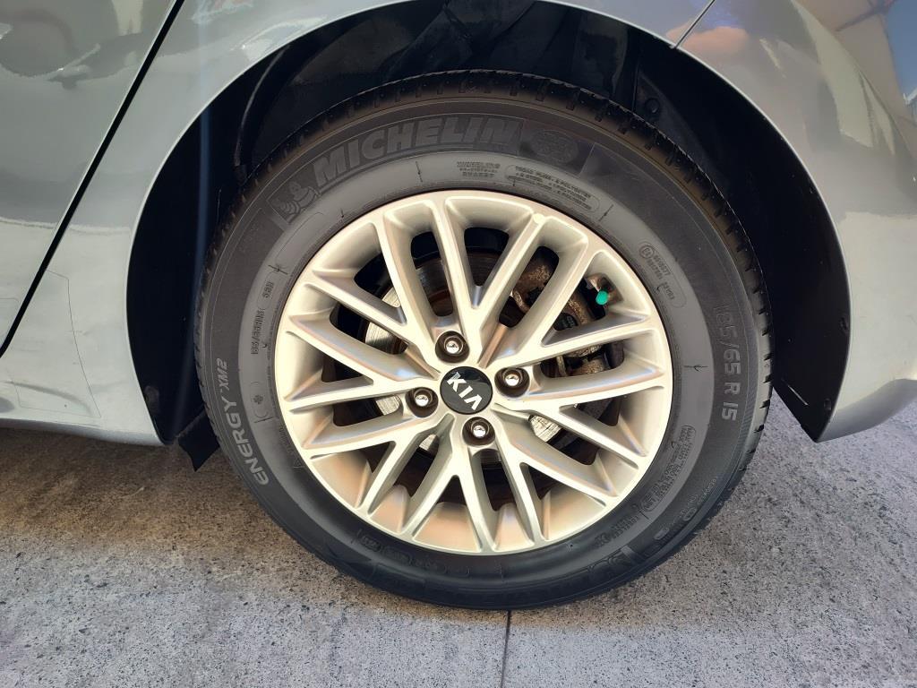 
KIA RIO EX HB 2019 full									