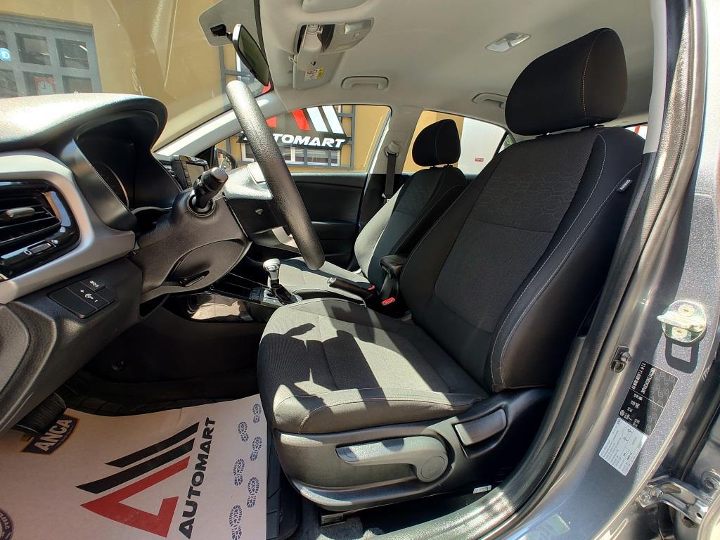 
KIA RIO EX HB 2019 full									