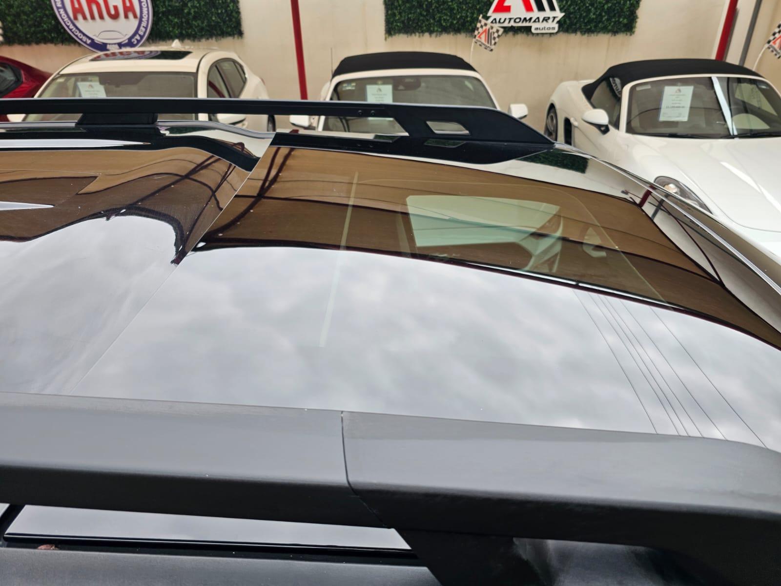 
FORD BRONCO BLANCA SPORT BADLANDS full									