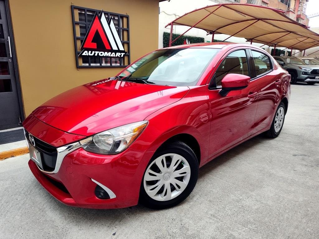 
MAZDA 2 ROJO full									