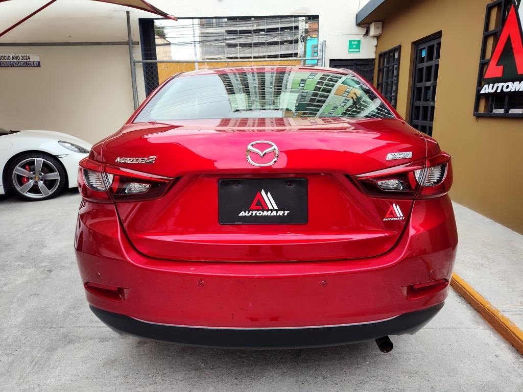 
MAZDA 2 ROJO full									