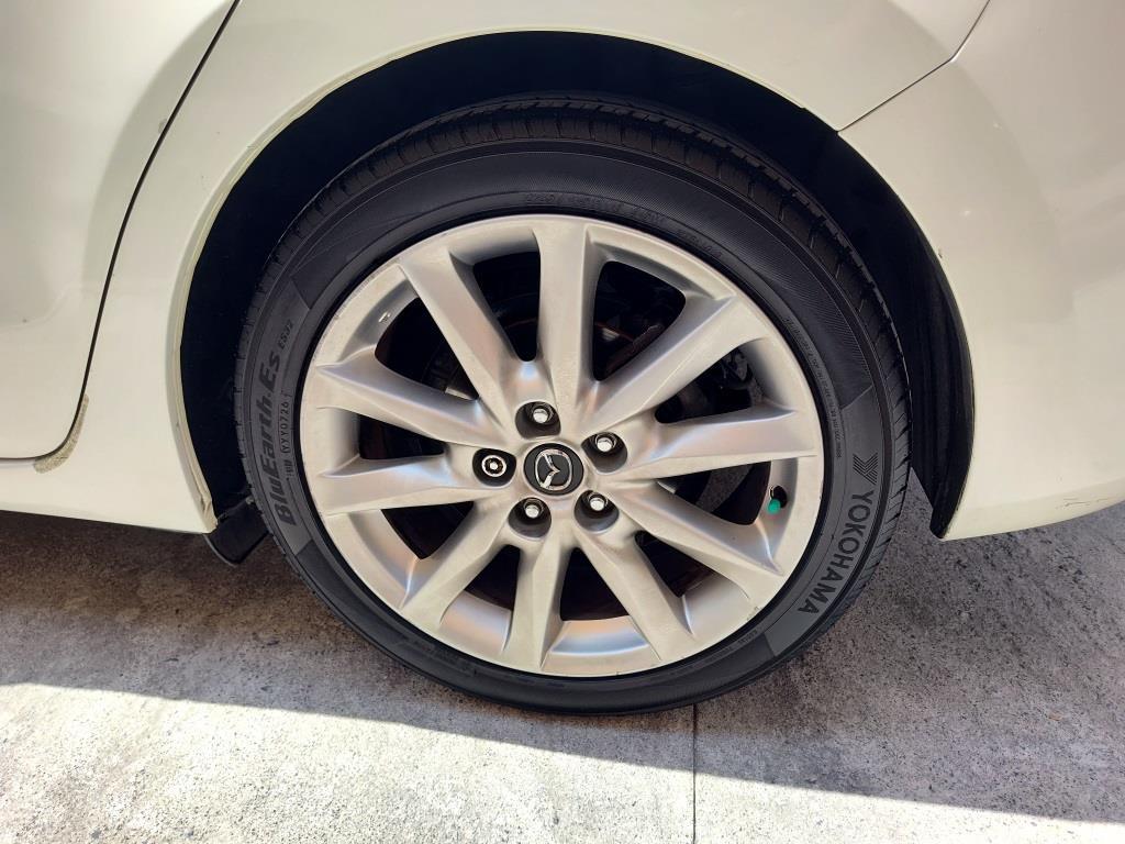 
MAZDA 3 HB 2018 full									