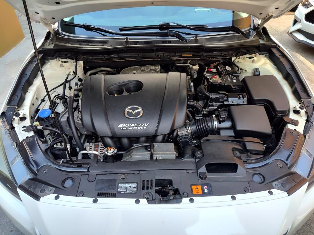 
MAZDA 3 HB 2018 full									